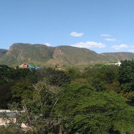 Aguas Da Serra Com Acesso Ao Rio E Vista Pra Serra Rio Quente Eksteriør bilde